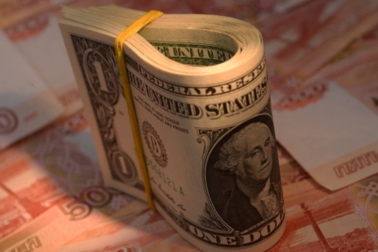 صعود قیمت‌ها در بازار ارز تجاری؛ دلار و یورو چقدر گران شدند؟