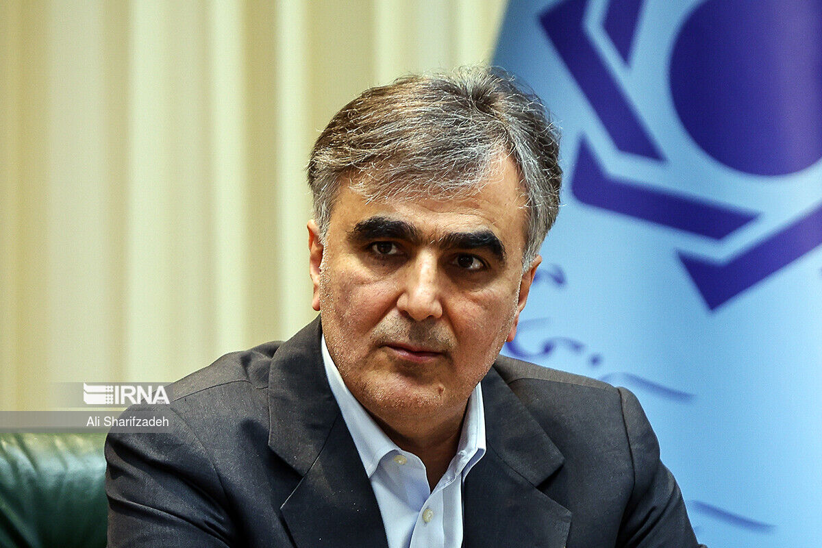 عرضه ارز با نرخ توافقی در بازار دوم مرکز مبادله افزایش می یابد