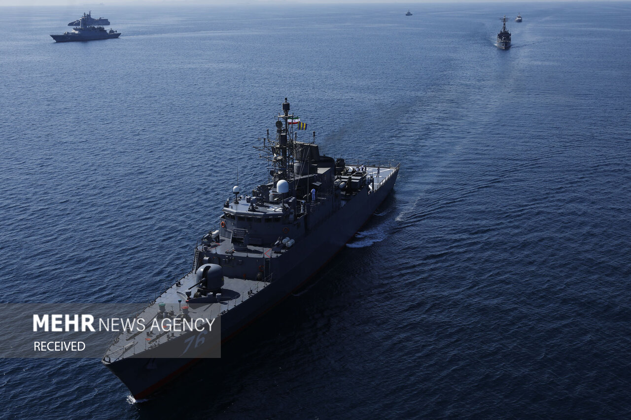 دریادار مقدم: عملکرد سمپوزیوم دریایی اقیانوس هند الگویی برای جهان است دریادار مقدم: عملکرد سمپوزیوم دریایی اقیانوس هند الگویی برای جهان است