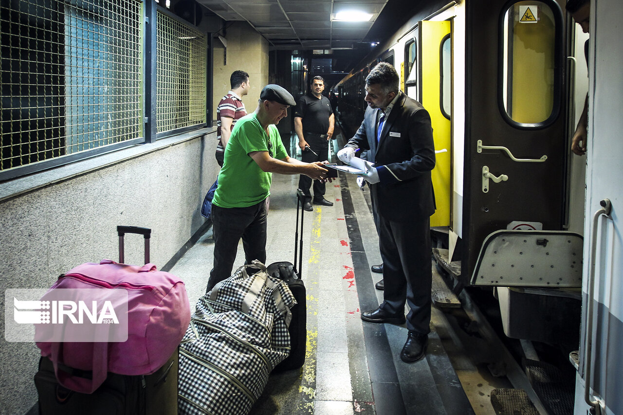 رشد ۳ درصدی مسافران ریلی در نیمه نخست ۱۴۰۴