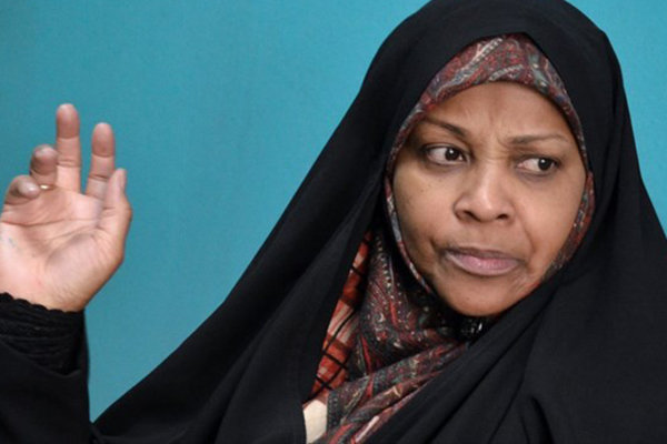 هاشمی: کودکان را با اهمیت ۱۳ آبان آشنا کنیم