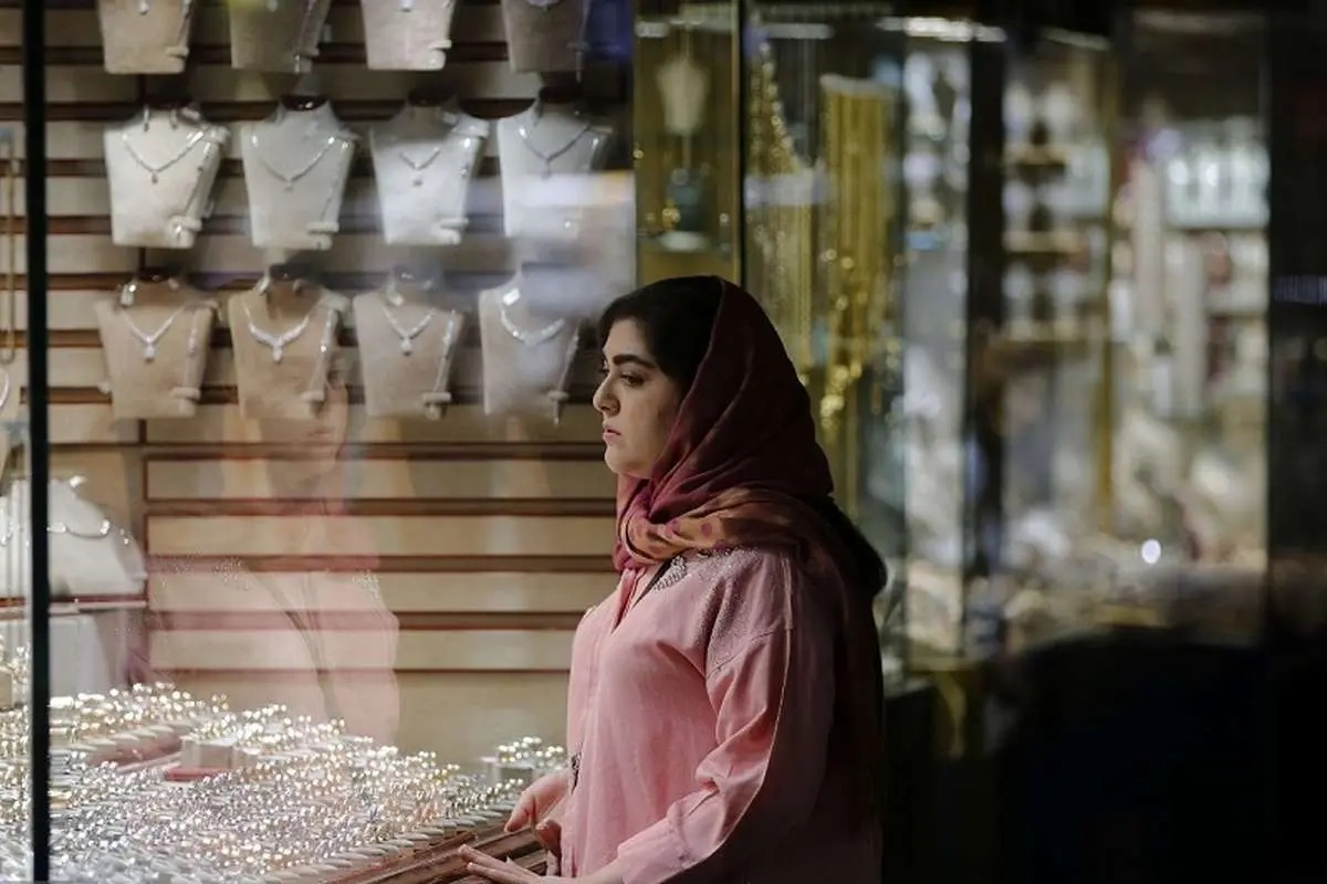 پیش بینی قیمت طلا و سکه؛ احتمال روند نزولی سکه در معاملات پنجشنبه چقدر است؟