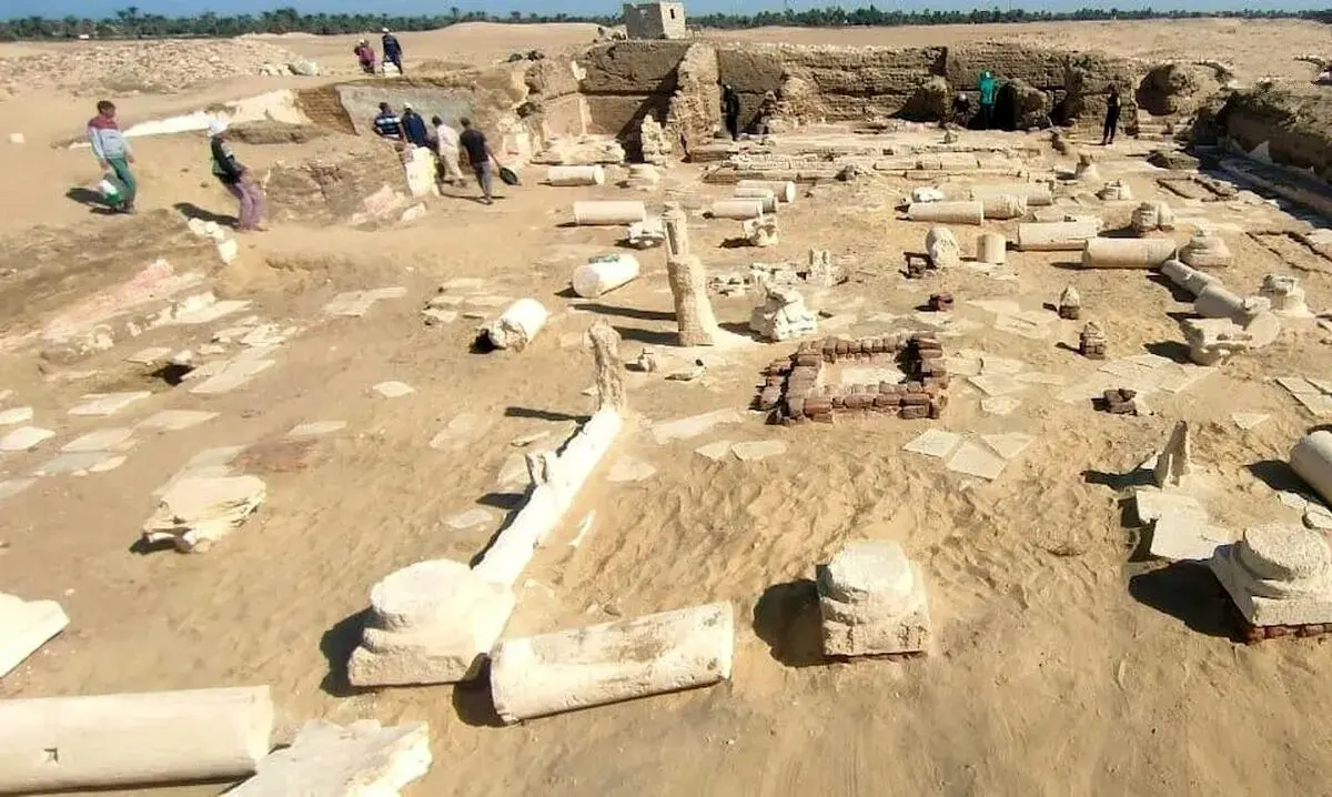 گنج مومیایی‌ها در یک گورستان باستانی؛ از زبان طلایی تا قلب سوسک + عکس