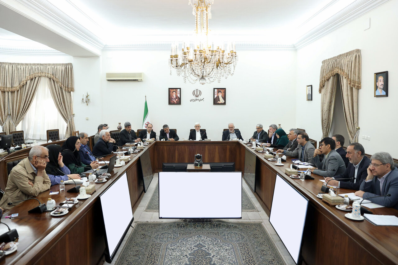 عارف: از ظرفیت دانشگاه‌ها برای مدیریت و اصلاح مصرف آب استفاده می‌کنیم