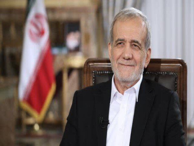 پزشکیان: دولت مصمم به پیاده کردن الگوهای موفق آموزشی در کشور است پزشکیان: دولت مصمم به پیاده کردن الگوهای موفق آموزشی در کشور است
