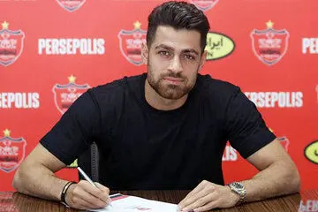 پورعلی‌گنجی در حمایت از اورونوف؛ ستاره پرسپولیس درخشان مقابل مصر+عکس