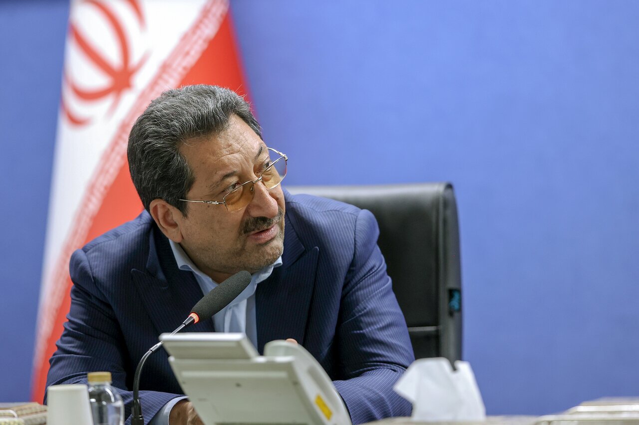 افزایش تولید تنها راه گذر از تنگنای اقتصادی و رسیدن به توسعه صنعتی است
