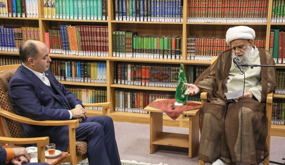 دیدار مهم آیت‌الله کریمی جهرمی با وزیر جهاد کشاورزی/ استاد حوزه علمیه قم چه نکته‌ای درباره وعده‌های غذایی مردم را به وزیر جهاد کشاورزی گوشزد کرد؟