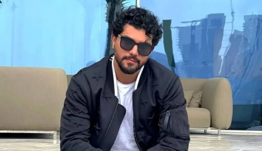 سینا مهراد مجری تلویزیون شد