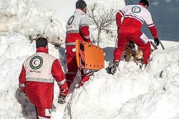 مفقود شدن ۱۴ نفر در برف و بوران/ جزئیات