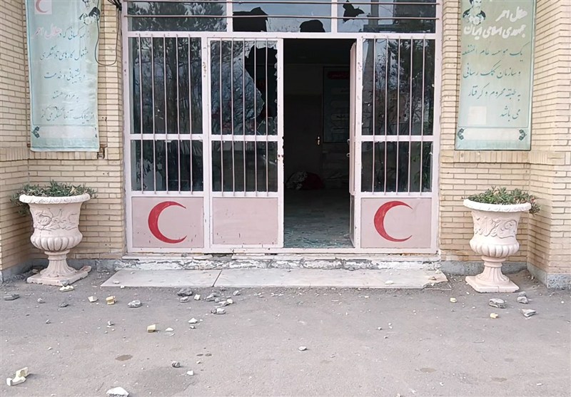 تخریب ساختمان اداری هلال احمر در شهربابک – تسنیم تخریب ساختمان اداری هلال احمر در شهربابک – تسنیم