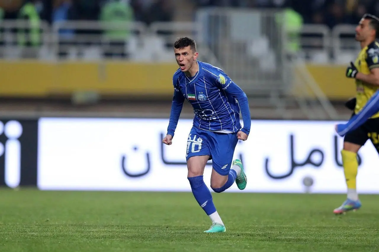 استقلال و آمار جالب مقابل پیکان