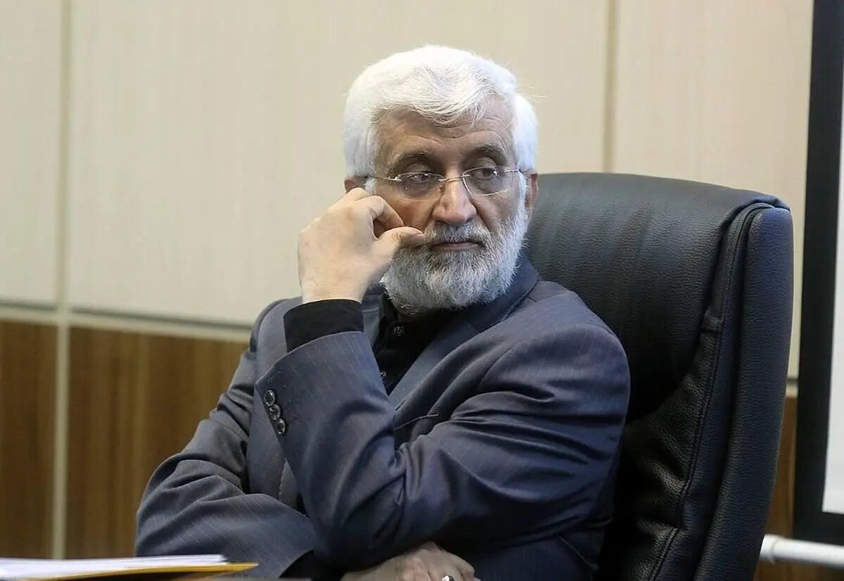 حمله دوباره سعید جلیلی به روحانی و کنایه به شعار وفاق پزشکیان/ آمادگی برای جنگ، مانع وقوع آن می‌شود