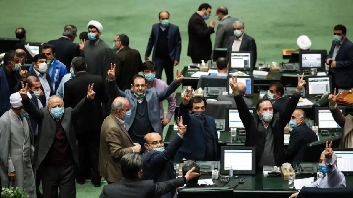 نشست اضطراری نمایندگان تهران برای مطالبات اصناف