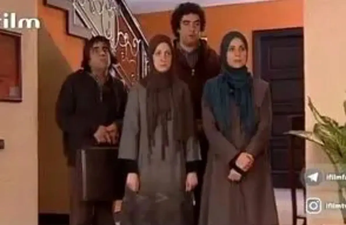 نصرالله رادش با سکانسی از سریال مسافران حال و روز این روزها را نشان داد/ویدیو نصرالله رادش با سکانسی از سریال مسافران حال و روز این روزها را نشان داد/ویدیو