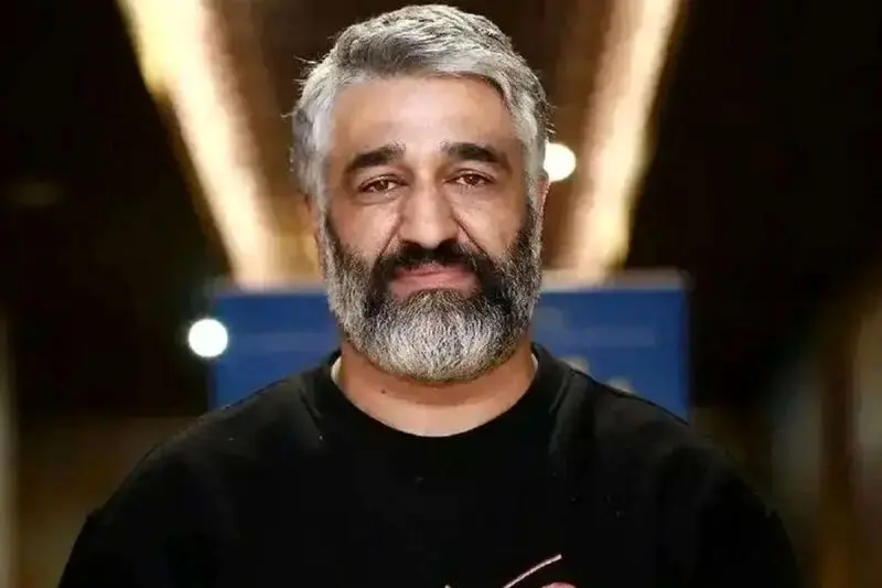 پژمان جمشیدی ممنوع‌الکار نیست؛ پرونده در انتظار جلسه رسیدگی