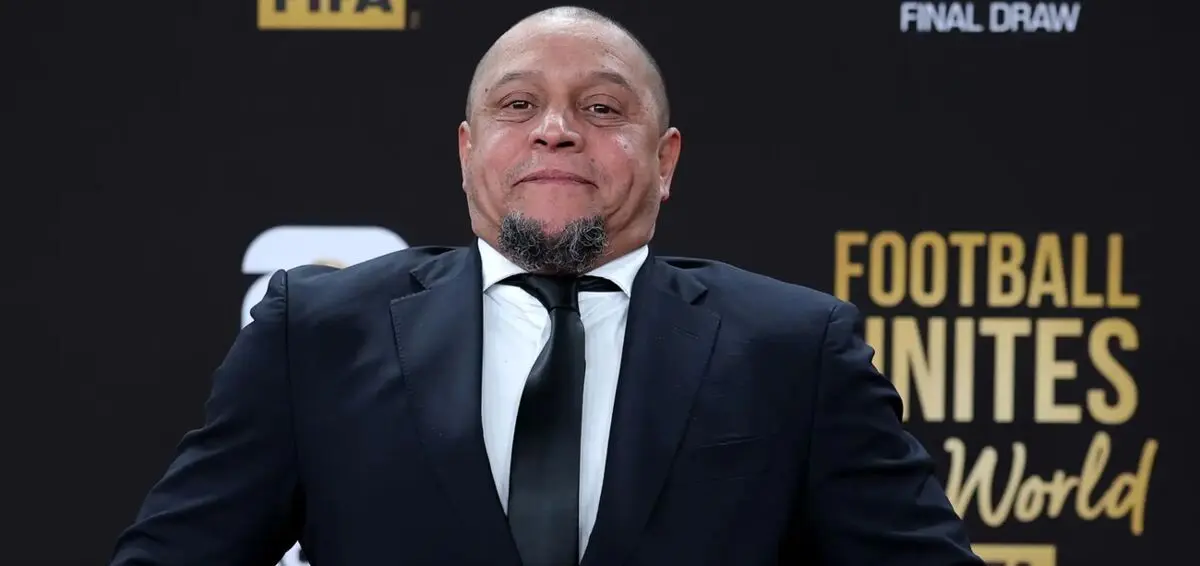 پیام روبرتو کارلوس از تخت بیمارستان؛ من سکته نکردم +عکس پیام روبرتو کارلوس از تخت بیمارستان؛ من سکته نکردم +عکس