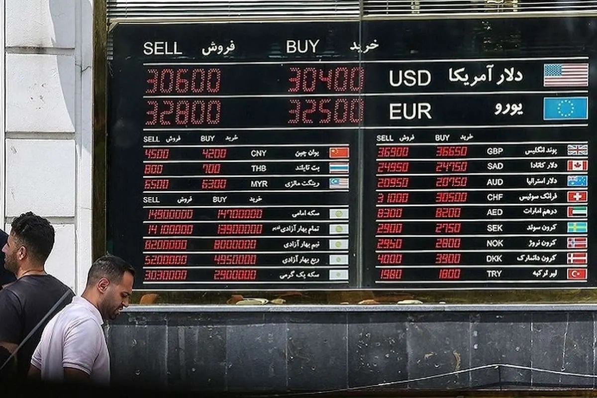 قیمت دلار سوار بر موج افزایش قیمت؛ سه‌شنبه ۲۱ بهمن ۱۴۰۴