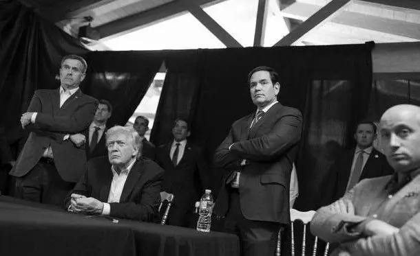 گزارش محرمانه از عملیات آمریکا برای بازداشت مادورو گزارش محرمانه از عملیات آمریکا برای بازداشت مادورو