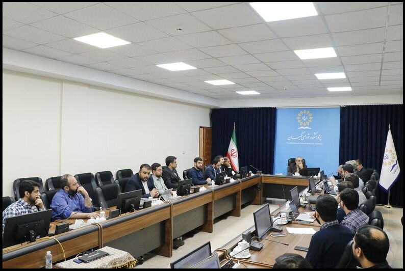 بررسی لایحه بودجه ۱۴۰۵ در جلسه مجمع مشورتی حقوقی شورای نگهبان