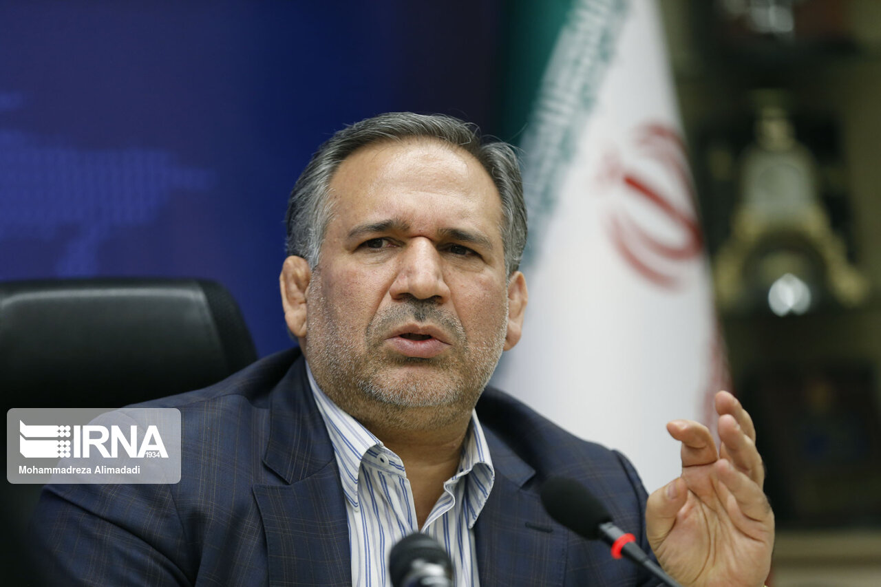 دولت در تغییر ریل سیاست ارزی، ارز ترجیحی را از واردکننده به خانوار منتقل کرد