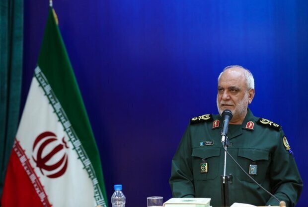  رئیس سازمان اطلاعات سپاه: تکمیل شبکه ملی اطلاعات در دستور کار اطلاعات سپاه است/ در جنگ شناختی، سلاح، شبکه‌های اجتماعی و فضای مجازی است