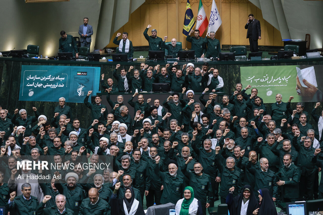 مجلس در کنار سپاه؛ پیام قاطع نمایندگان به دشمنان ایران