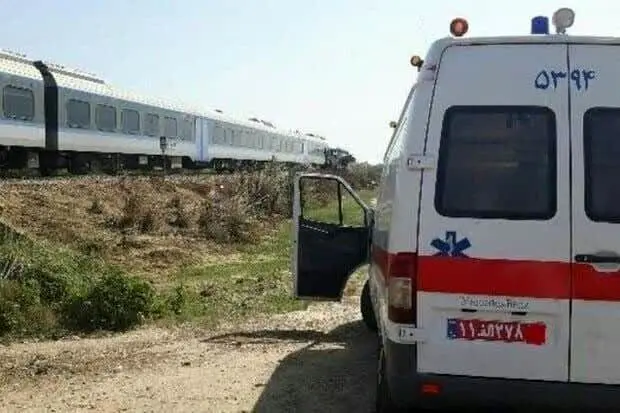 وقوع برخورد مرگبار قطار با عابر در قم