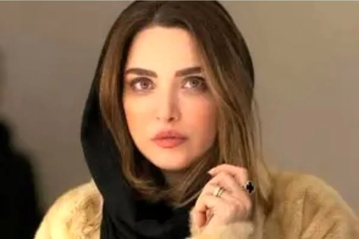 پیام معنادار بهنوش طباطبایی با یک شعر معروف