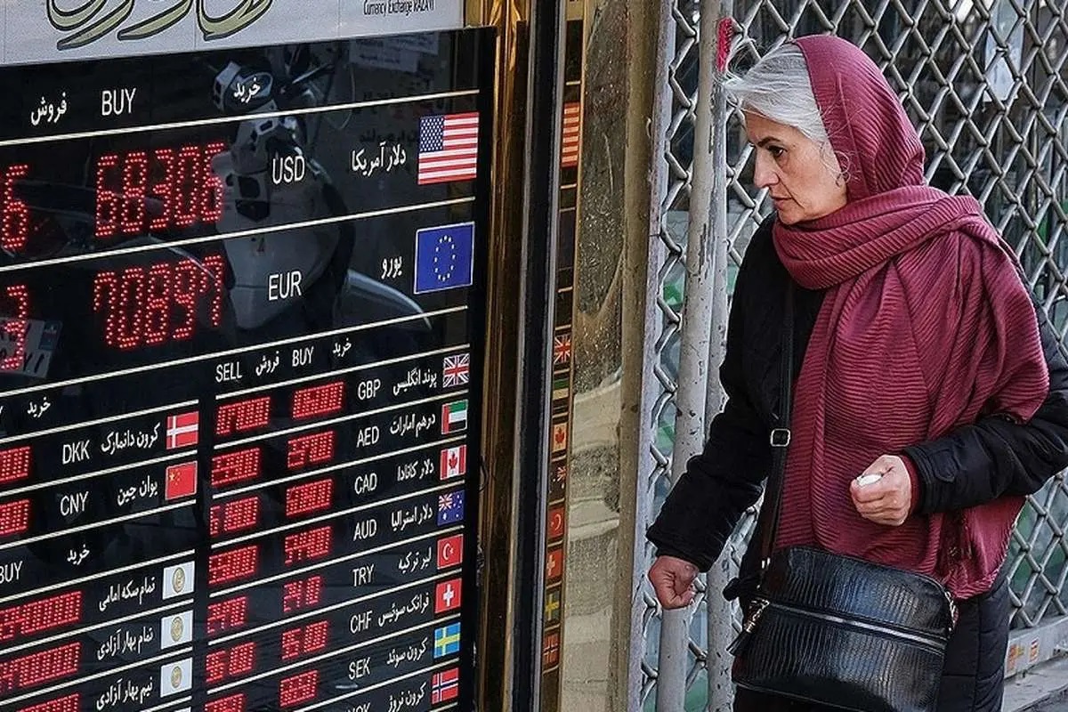 پیش بینی قیمت دلار؛ با خبر دور سوم مذاکرات بازار ارز به کدام سو خواهد رفت؟