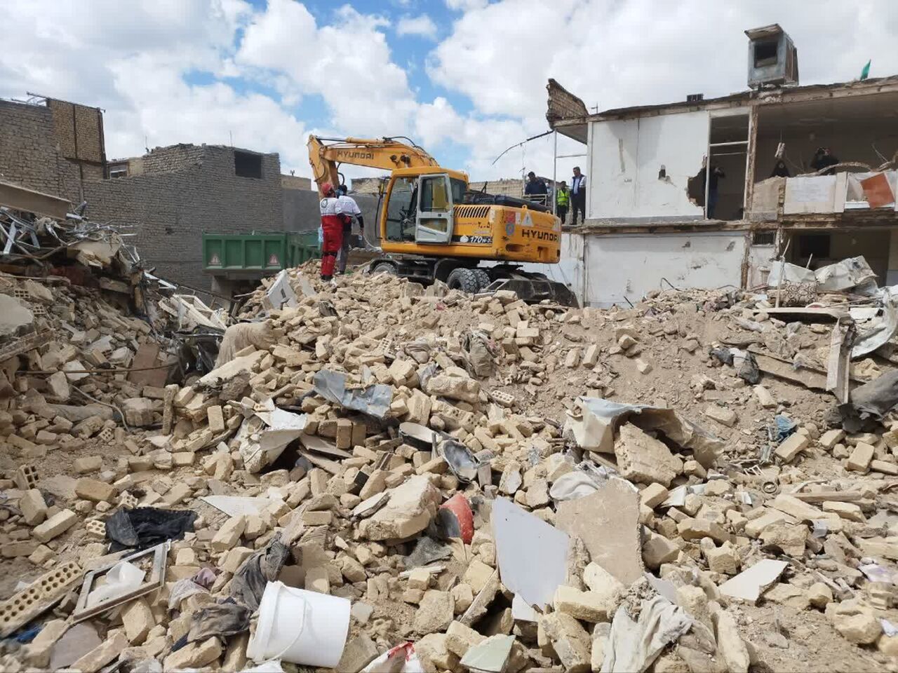 ۲۱۷ واحد محلات بازآفرینی شهری طی جنگ تحمیلی سوم مورد اصابت قرار گرفت ۲۱۷ واحد محلات بازآفرینی شهری طی جنگ تحمیلی سوم مورد اصابت قرار گرفت