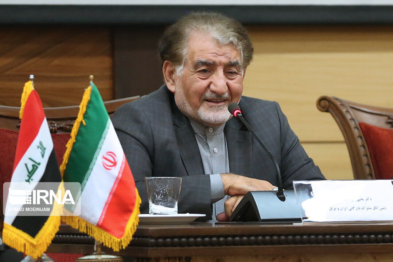آل اسحاق: رهبر شهید انقلاب تاکید بر خصوصی کردن اقتصاد داشتند آل اسحاق: رهبر شهید انقلاب تاکید بر خصوصی کردن اقتصاد داشتند