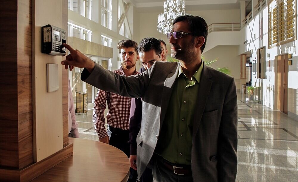 ساعت کاری ادارات کرمانشاه کاهش یافت