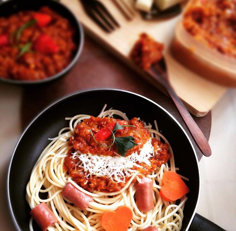 طرز تهیه سوسیس ماکارونی ساده و خوشمزه با گوشت یا سویا