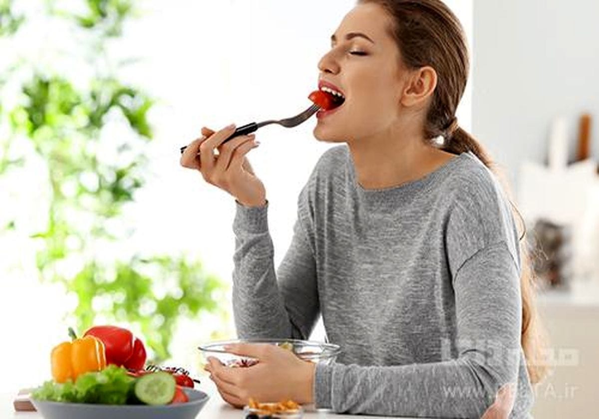 علت صدا دادن فک هنگام جویدن، غذا خوردن و خمیازه + راهکارهای درمانی