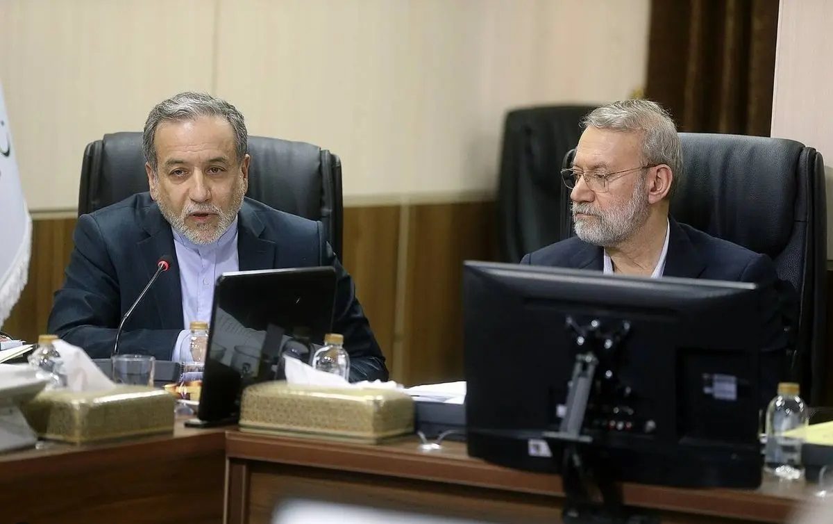 مسئول مذاکرات هسته‌ای چه کسی است؛ لاریجانی یا عراقچی؟