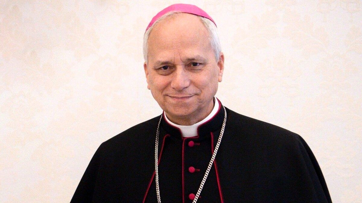 پاپ لئو چهاردهم توافق ارمنستان و آذربایجان را نشانه امید برای صلح خواند پاپ لئو چهاردهم توافق ارمنستان و آذربایجان را نشانه امید برای صلح خواند