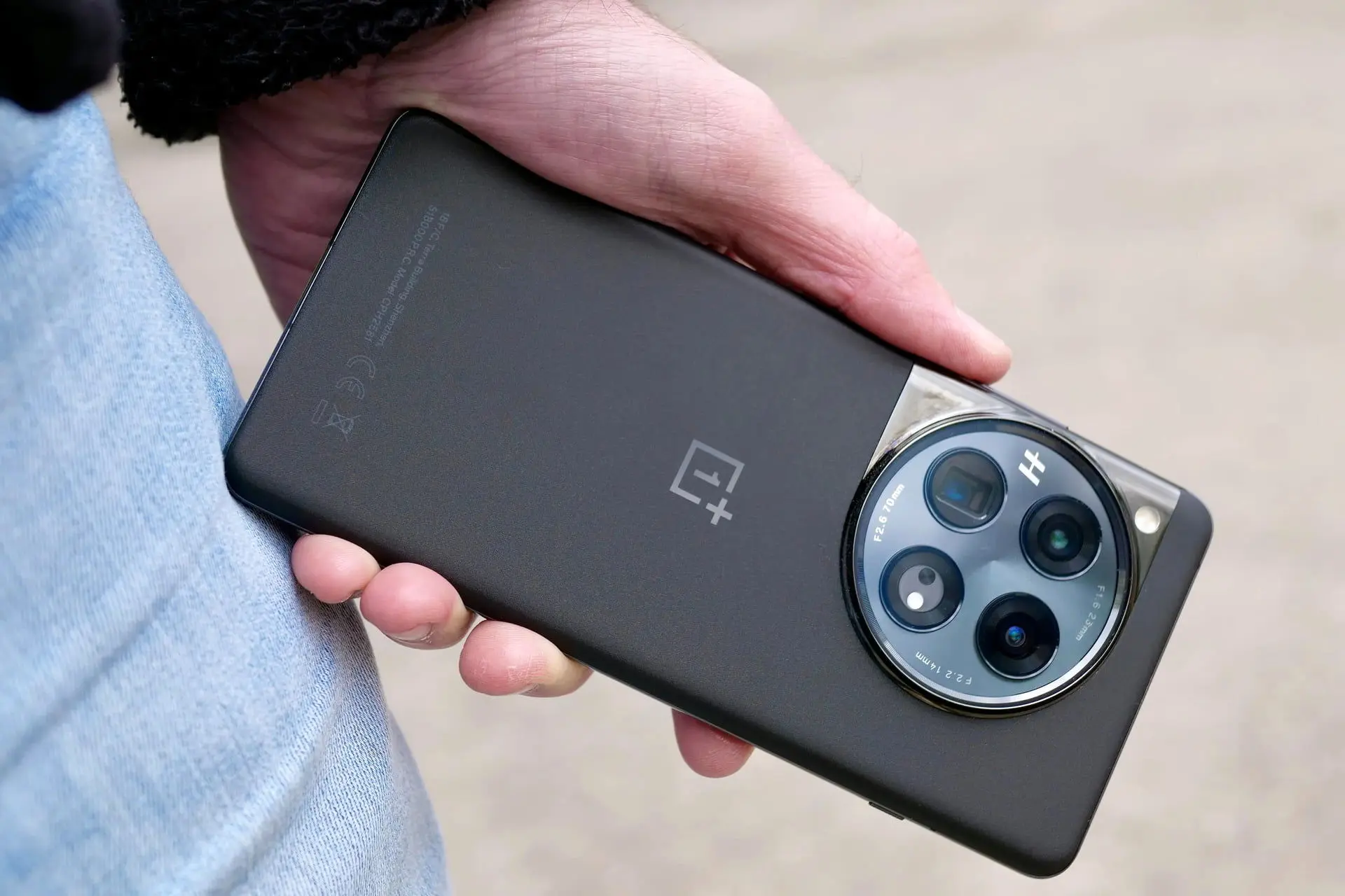 OnePlus 15  قبل از عرضه رسمی همه را غافلگیر کرد!