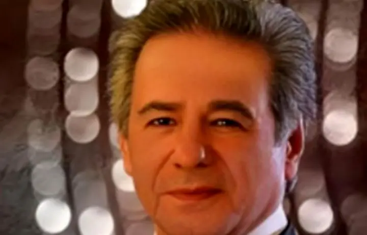 ازدواج پنجم عارف با این زن کم سن و سال + عکس عاشقانه ازدواج پنجم عارف با این زن کم سن و سال + عکس عاشقانه