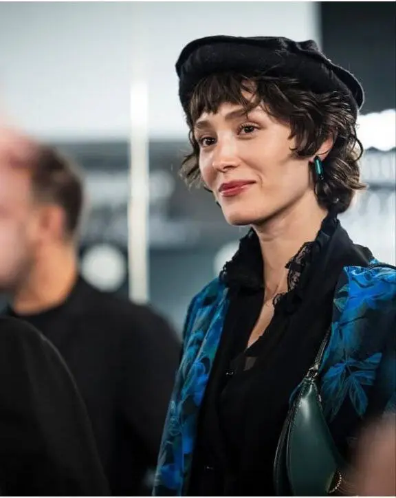 استایل جسورانه فرشته حسینی با کلاه افغانستانی در جشنواره تورنتو+عکس