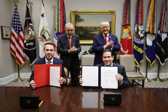 امضا توافق‌نامه هسته‌ای ترکیه و آمریکا عملی شد