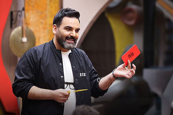 انتقاد پژوهشگر تند حوزه سواد رسانه ای به احسان علیخانی +فیلم