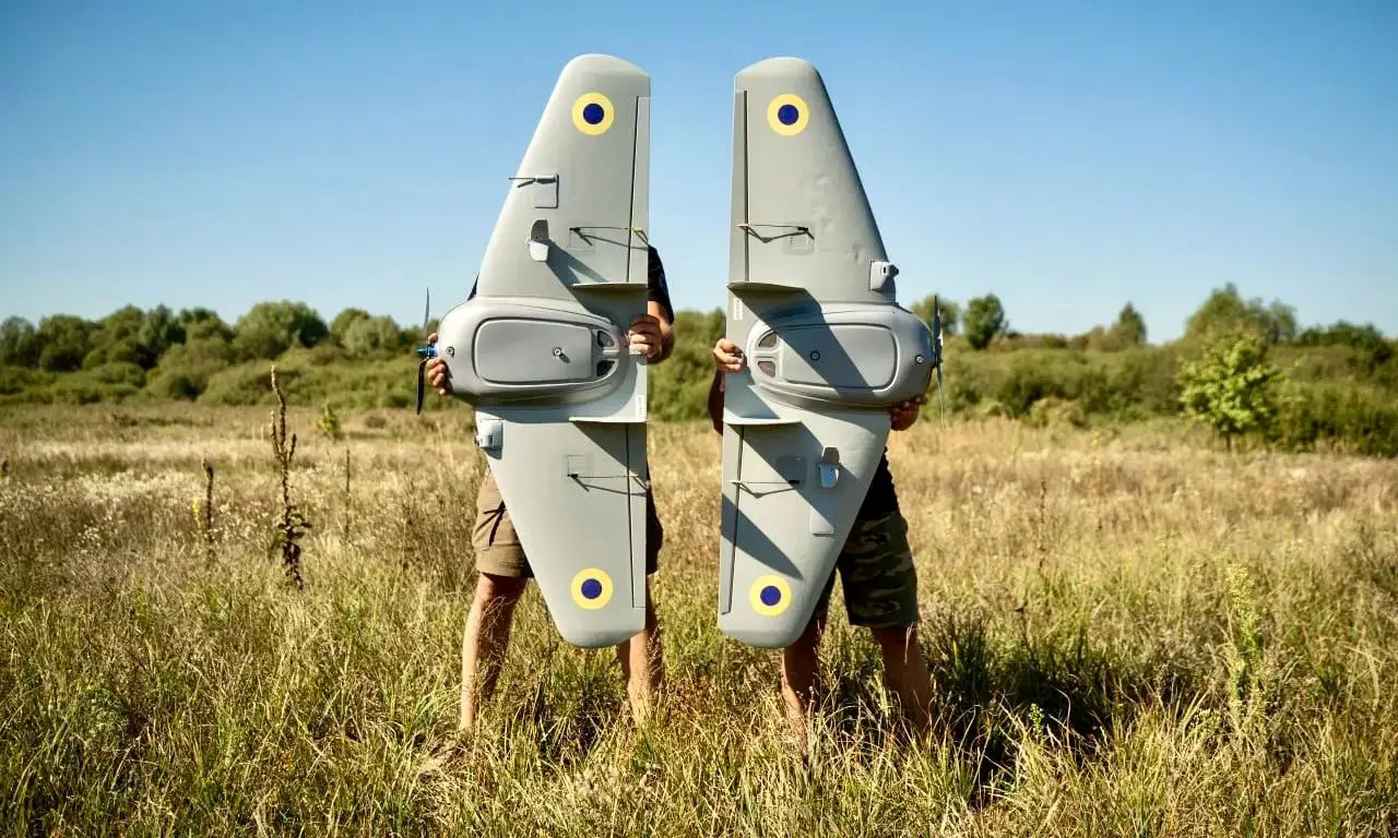 اوکراین یک گام جلوتر؛ پهپادهای کامیکازه با برد ۴۰ کیلومتر و مقاومت بالا اوکراین یک گام جلوتر؛ پهپادهای کامیکازه با برد ۴۰ کیلومتر و مقاومت بالا