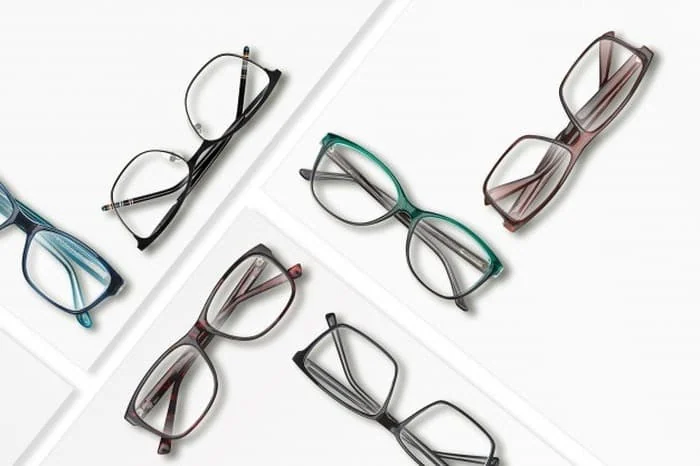 بهترین نکات و روش صحیح تمیز کردن عینک و شیشه عینک