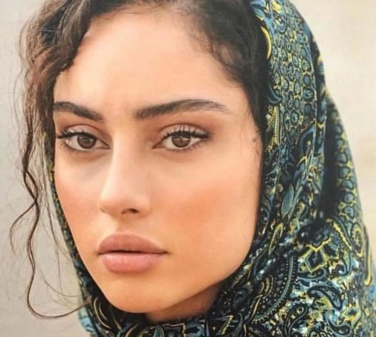 ترلان پروانه و نوید پورفرج در بامداد خمار+ عکس