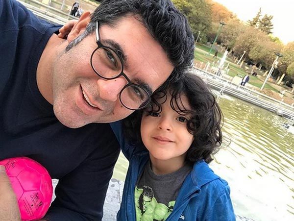 تصاویر عاشقانه جدید مصطفی کیایی در کنار فرزندانش + عکس تصاویر عاشقانه جدید مصطفی کیایی در کنار فرزندانش + عکس