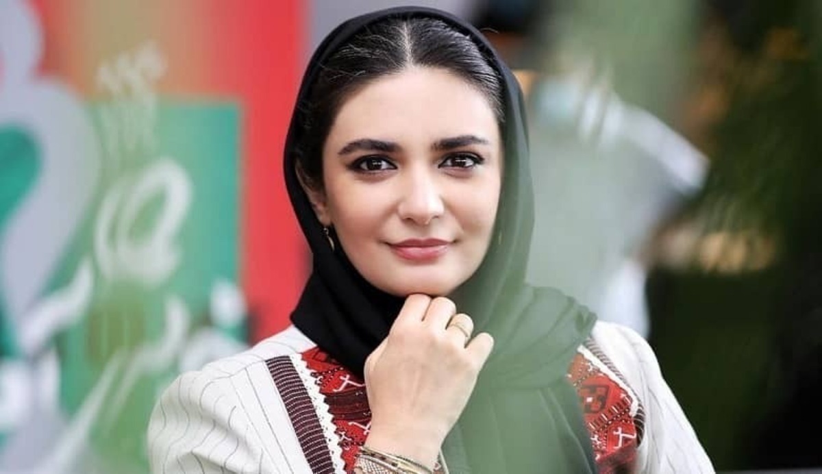 تصاویر لاکچری با تربون لیندا کیانی در روز تولدش