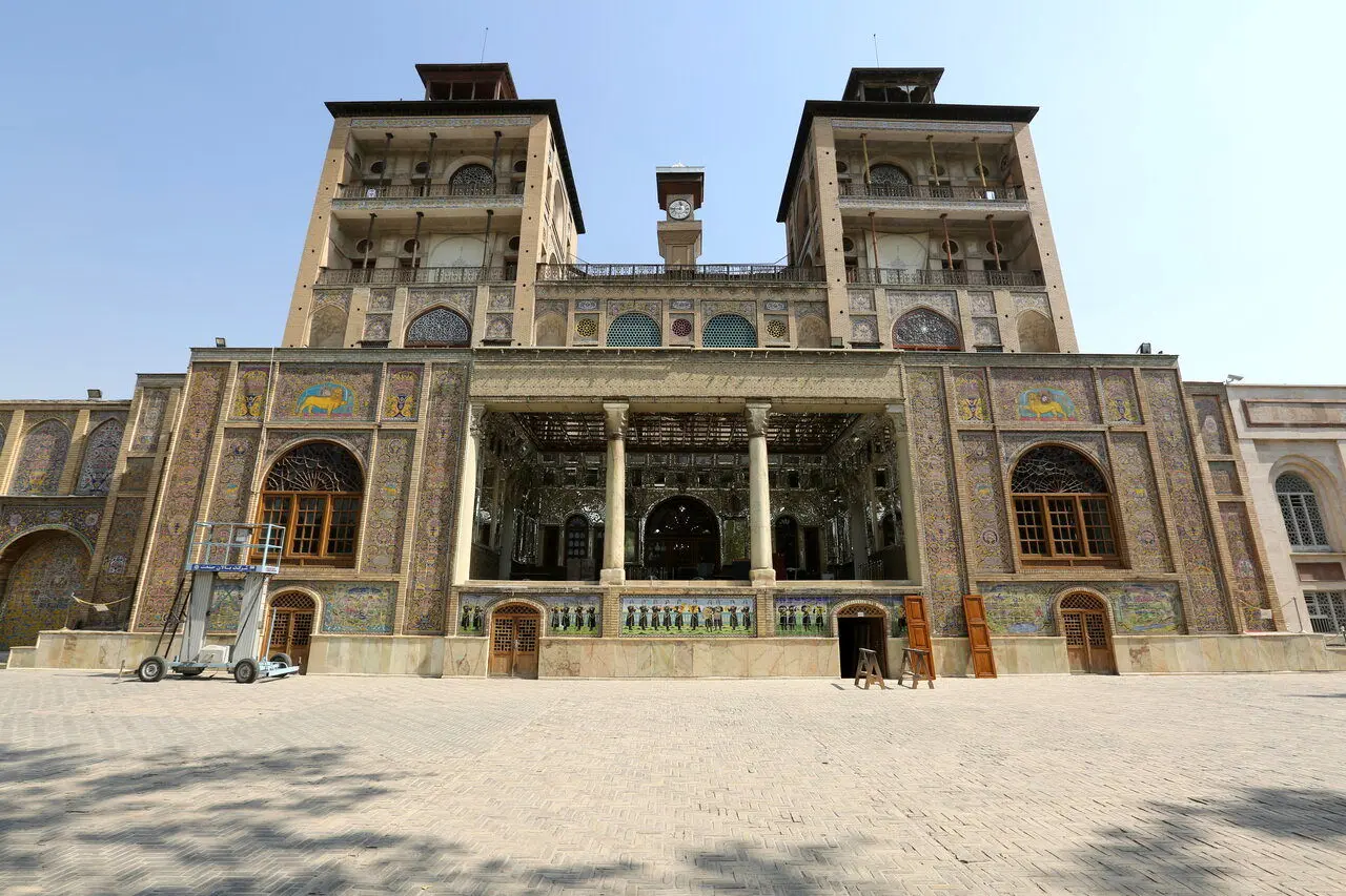 درهای کاخ گلستان در ۴ مرحله باز می شود