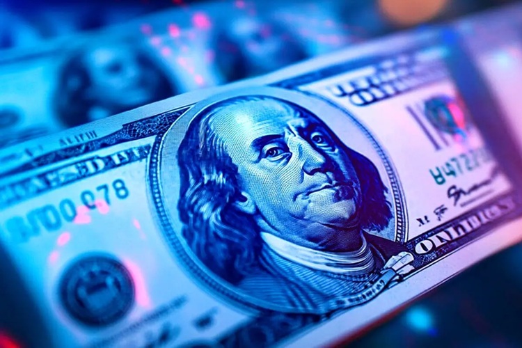 دلار آزاد ۳ هزار تومان گران شد؛ قیمت توافقی چند شد؟