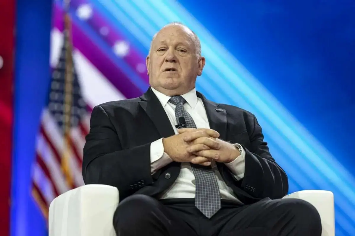 رسوایی مالی دستیار ترامپ خبرساز شد